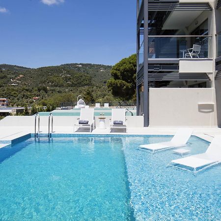 Amira Luxury Suites Скиатос Екстериор снимка