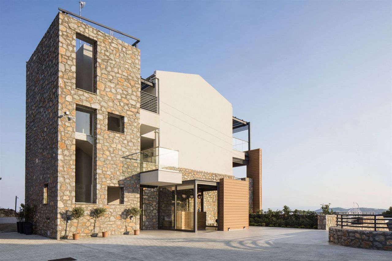 Amira Luxury Suites Скиатос Екстериор снимка