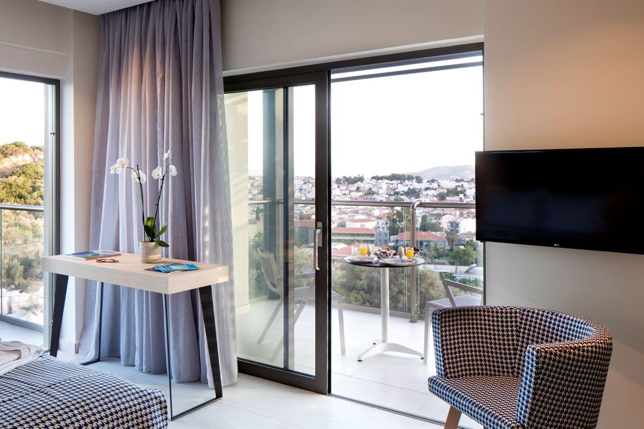 Amira Luxury Suites Скиатос Екстериор снимка